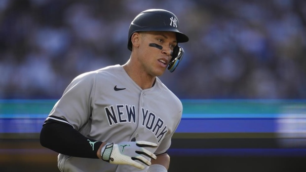 Yankees' Giancarlo Stanton comes to Aaron Judge's defense with