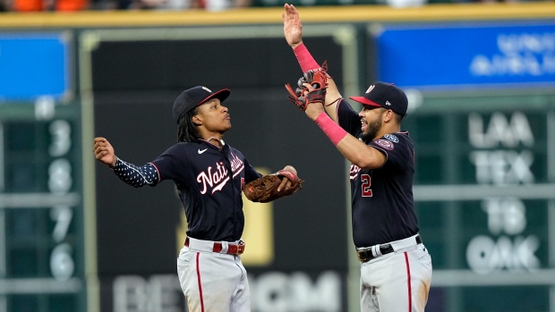 Ruiz gets 2 big hits late as the Nationals beat the Astros 4-1 in 10  innings to avoid a sweep