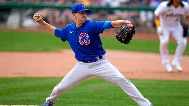 Hendricks shuts down reeling Pirates as Cubs complete 3-game sweep