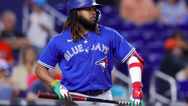 Blue Jays continue search to unlock mystery of Vlad Guerrero Jr.'s missing  swing