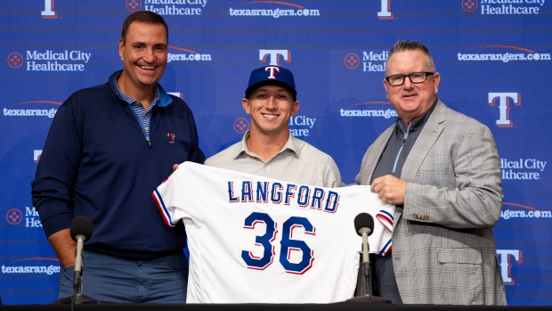 Rangers sign fourth-overall draft pick Wyatt Langford with near