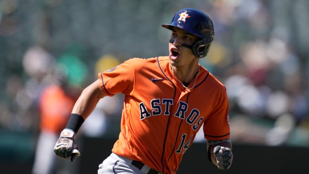 Houston Astros Injury Update: Mauricio Dubon Exits Game Against