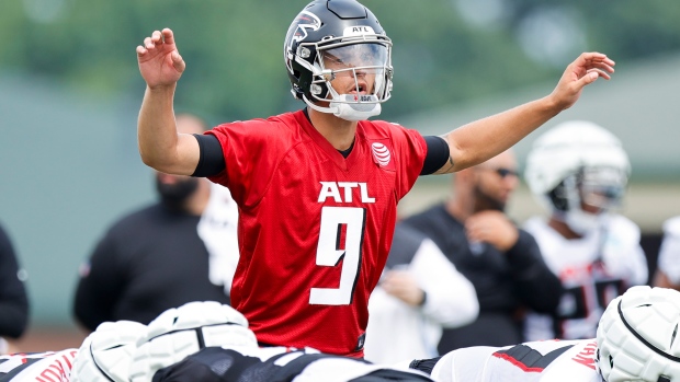 Falcons quarterback Desmond Ridder early to rise — and lead — at rookie  camp 