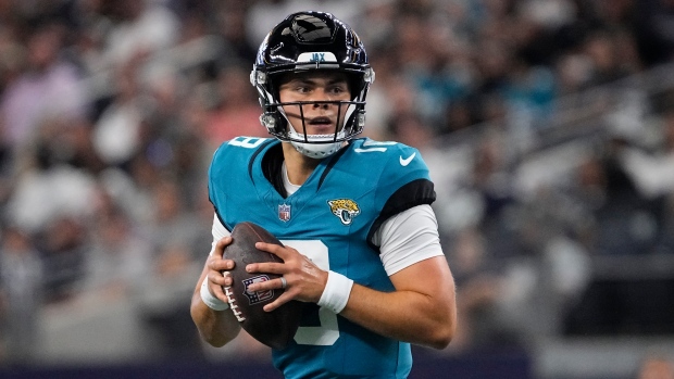 Jaguars 3rd-string QB Nathan Rourke breaks 4 tackles in play of the  preseason