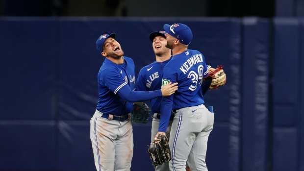 Webb goes distance, Conforto comes through in clutch as Giants top Padres  2-1 after Snell's gem, National