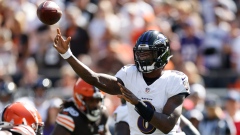 Lamar Jackson has 4 TDs as Ravens roll past Browns