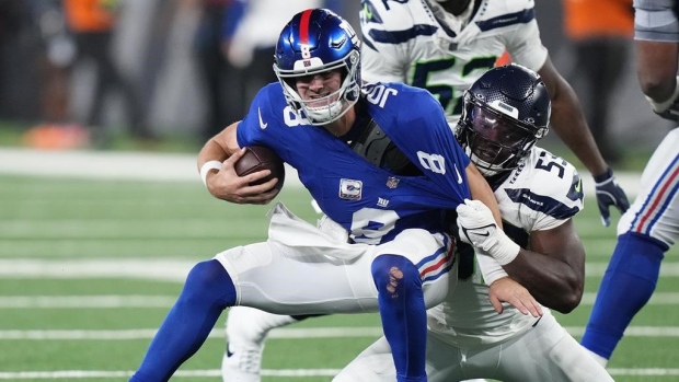 A Tough Decision Looms: Should the NY Giants Bench Daniel Jones? - Jersey  Sporting News