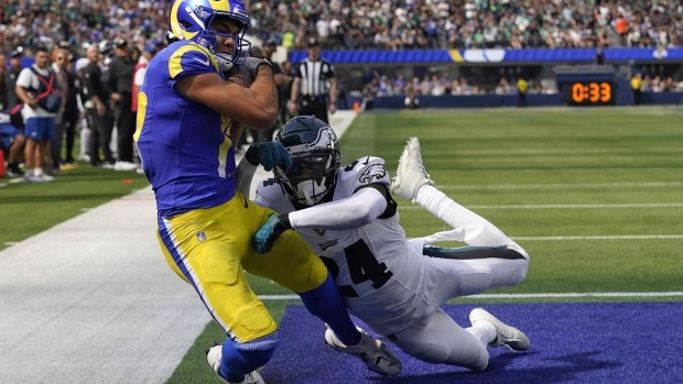 Rams WR Cooper Kupp carted off after horse-collar tackle, but returns after  halftime