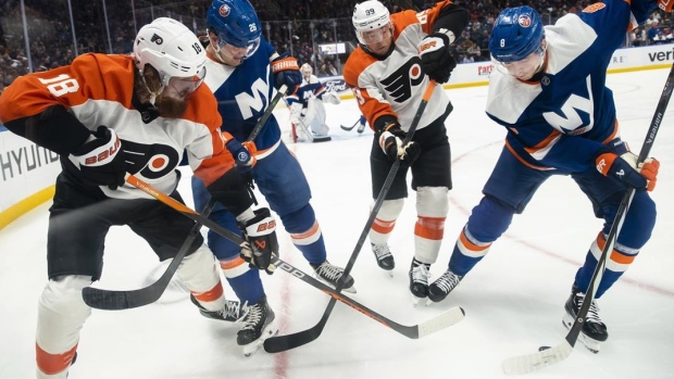 Samuel Errson makes 40 saves in Philadelphia Flyers’ win over New York Islanders – TSN.ca