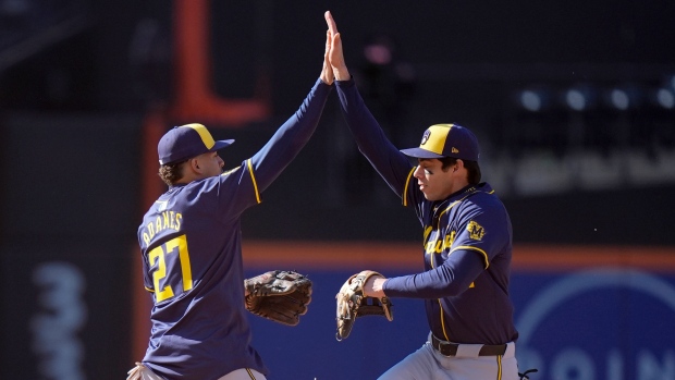 Christian Yelich Homers as Milwaukee Brewers Defeat New York Mets in Contentious Season Opener