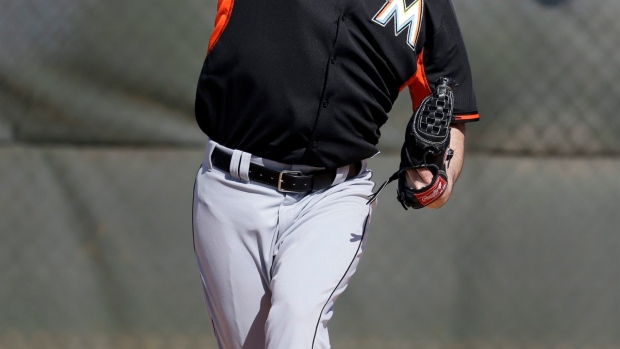 After deciding against retirement, Marlins newcomer Haren still feels tug of faraway family Article Image 0