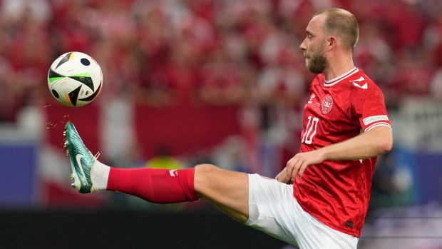 Dänemarks Christian Eriksen wird voraussichtlich trotz „Magenproblemen“ gegen Deutschland spielen.