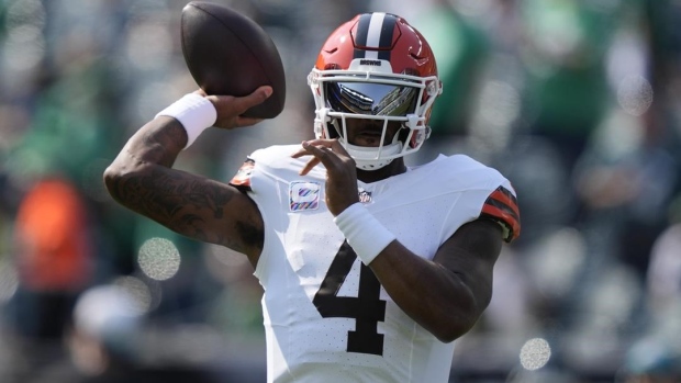 Browns coach insists QB Deshaun Watson still gives team 'best chance to win' while losses stack up Article Image 0