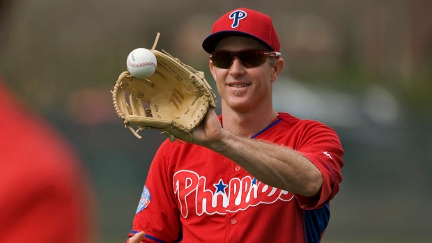 Phillies Extend Chase Utley - MLB Trade Rumors