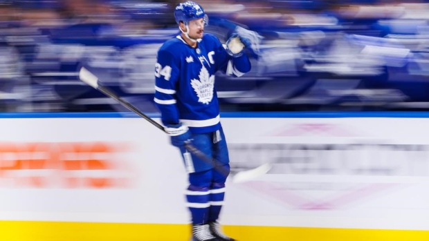 Leafs star Matthews says he's ready to play after missing nine games with injury Article Image 0