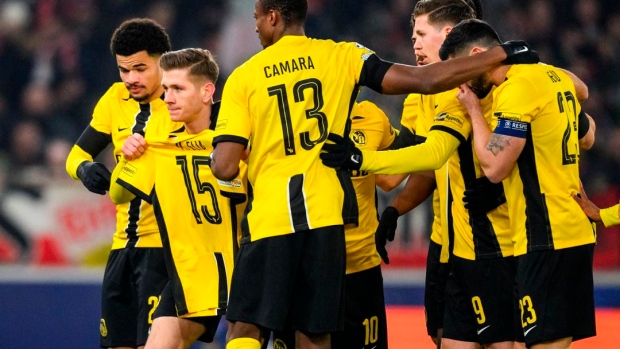 Young Boys players pay tribute to teammate Meschack Elia in Champions League game after his son died Article Image 0