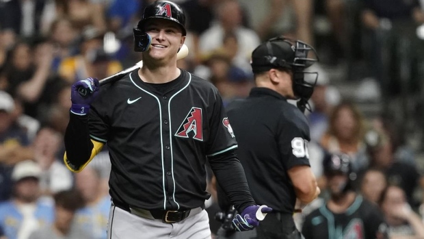 Texas Rangers agree with free agent DH Joc Pederson on contract, AP source says Article Image 0