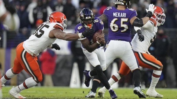 Cleveland Browns star Myles Garrett requests to be traded so he can have chance at Super Bowl Article Image 0