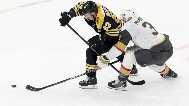 NHL roundup: Hertl's late goal lifts Golden Knights to 4-3 win over Bruins Article Image 0