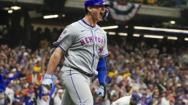 Mets finalize Pete Alonso deal and re-sign injured reliever Drew Smith Article Image 0