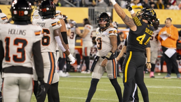 Tiger-Cats sign star lineman Casey Sayles to extension through 2026 CFL season Article Image 0