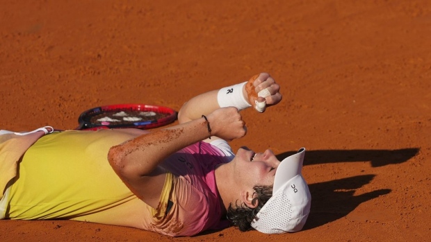 Teenage sensation Fonseca loses in the first round in Rio days after winning his first ATP title Article Image 0