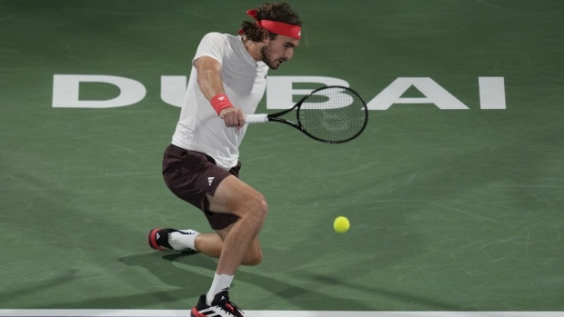 Tsitsipas ends losing streak in ATP 500 finals by beating Auger-Aliassime to win Dubai Championships Article Image 0