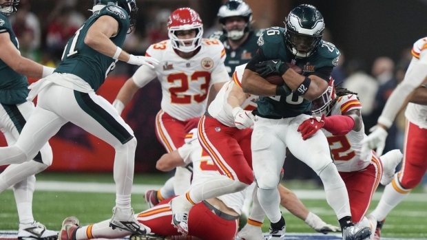 Eagles make Saquon Barkley highest-paid running back in NFL history Article Image 0