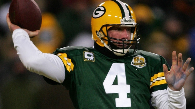 Brett Favre's Ring of Honor ceremony set for Packers-Bears on Thanksgiving  Night - Acme Packing Company