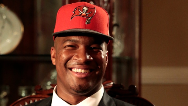 NFL draft: QBs Jameis Winston, Marcus Mariota go 1-2 – Twin Cities