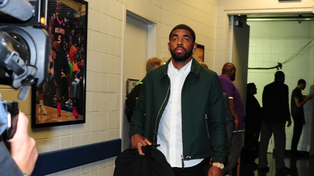 Kyrie best sale irving tracksuit