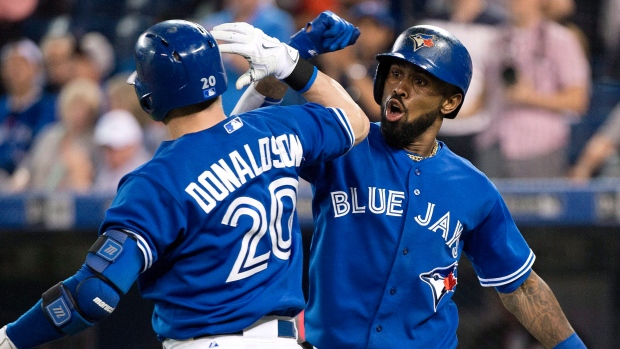 Toronto Blue Jays: Josh Donaldson gets into the swing of things