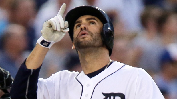 AP source: J.D. Martinez, Tigers reach $18.5M, 2-year deal