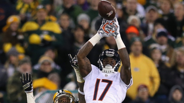 Chicago Bears on X: #Bears officially place franchise tag on Jeffery.  DETAILS:   / X