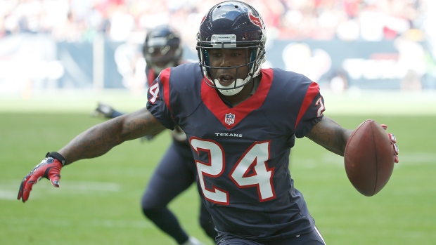 Texans agree to terms with four players Monday