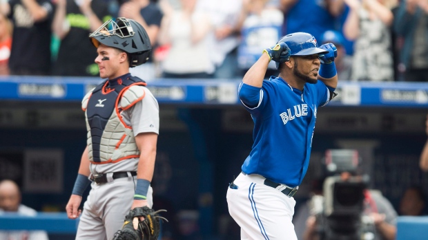 Hat trick! Toronto celebrates Josh Donaldson's 3-homer game