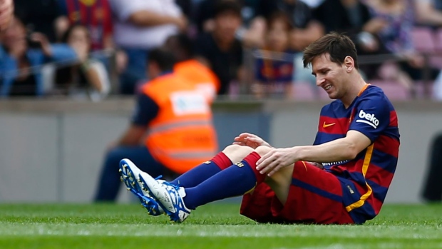 Lionel Messi: Barcelona star suffers ligament damage