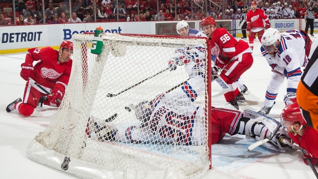 Winnipeg Jets V Detroit Red Wings by Dave Reginek