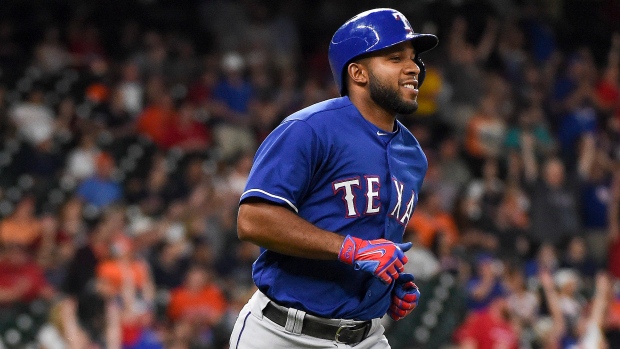 Astros edge skidding Rangers 1-0