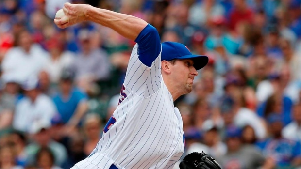 Kyle Hendricks loses no-hitter on ninth-inning home run