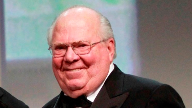 Verne Lundquist to Step Down from SEC Football on CBS After 2016