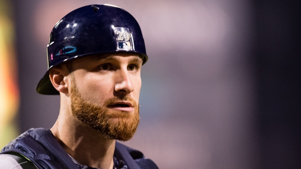 Texas Rangers acquire C Jonathan Lucroy from Milwaukee Brewers 