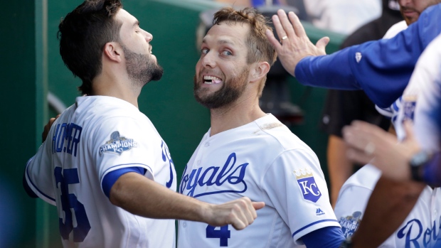 Royals rout Twins, win 7th straight - TSN.ca