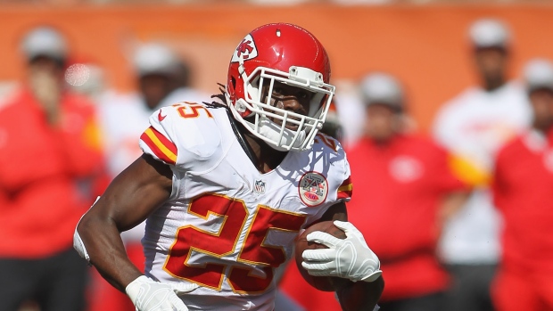 Jamaal Charles looks great in rehab (Video)