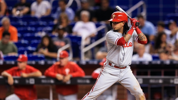 Phillies trade Freddy Galvis to Padres