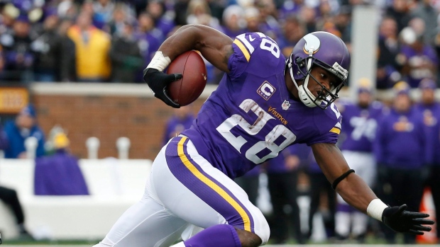 Adrian Peterson returns to Minnesota