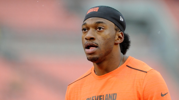 RG3 back in starting lineup for winless Browns