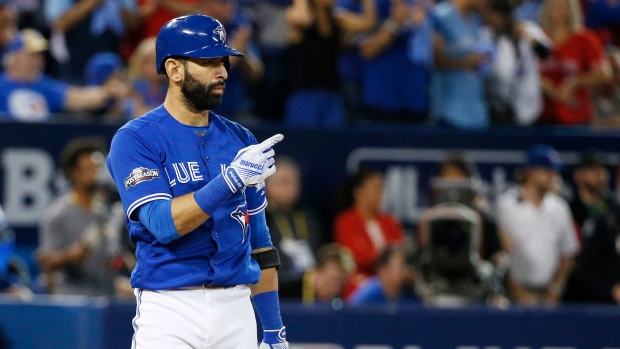 Former Phillie Jose Bautista attempting comeback as two-way player