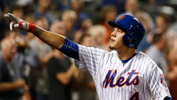 Diamondbacks To Sign Wilmer Flores - MLB Trade Rumors