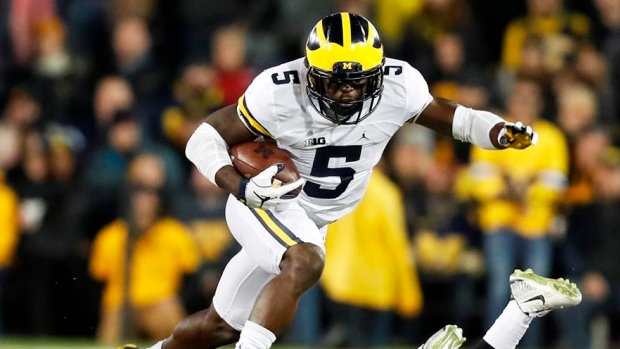 Patriots sign safety Jabrill Peppers, former Heisman finalist